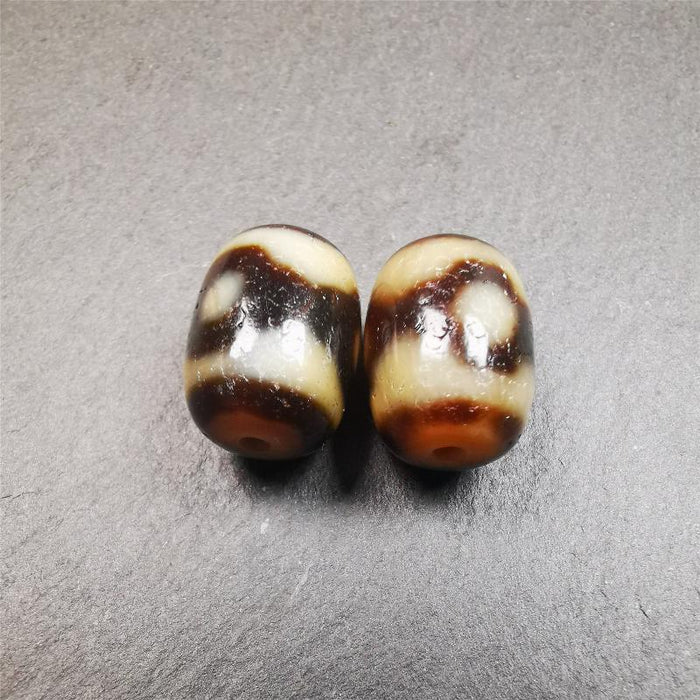 1 Pair of Mandala 3 Eyes Dzi Beads 0.47" - Tibetan dzi bead, view 7