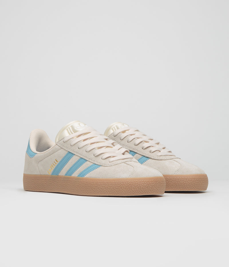 Adidas Gazelle ADV Shoes in Wonder White and Preloved Blue / Gum4