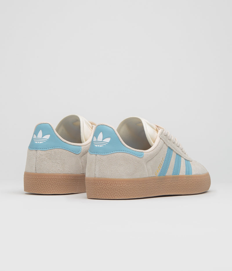Adidas Gazelle ADV Shoes in Wonder White and Preloved Blue / Gum4