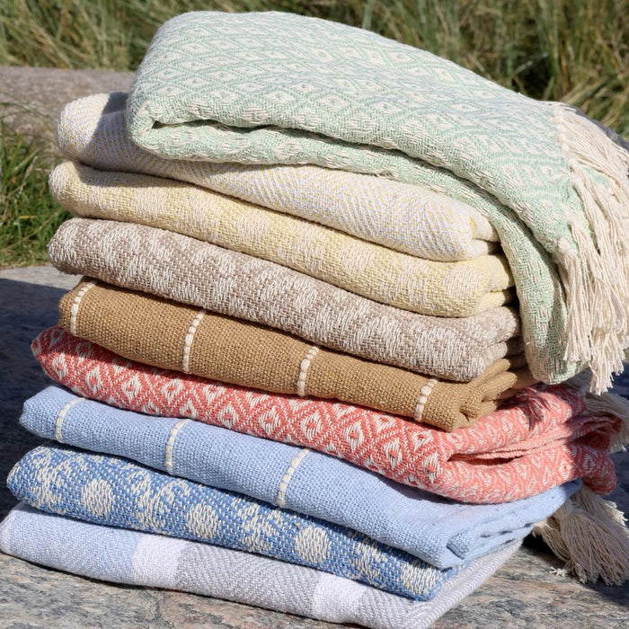 Aix Coastal Circle Throw