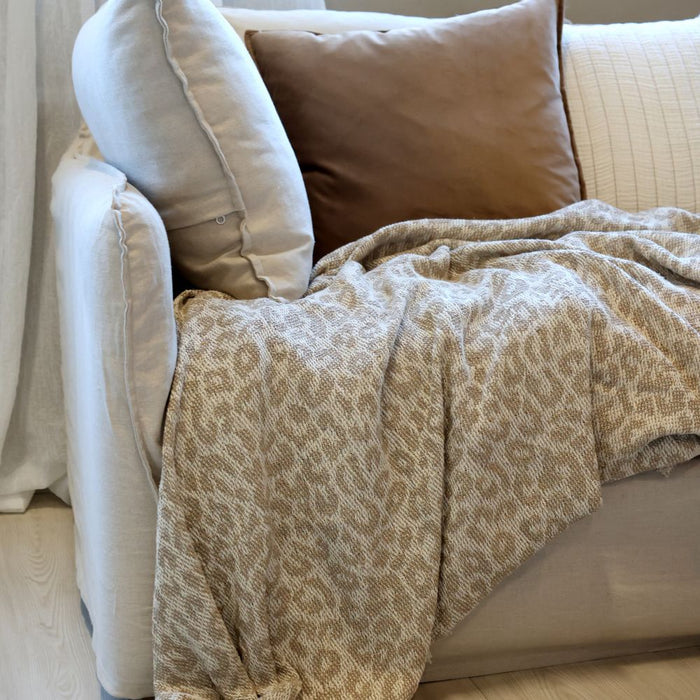 Aix Relaxed Luxury Throw