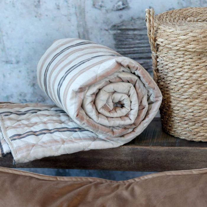 Aix Striped Quilt