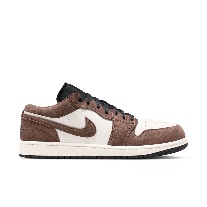 Men’s low-top sneakers, white leather with brown panels, black swoosh, black outsole