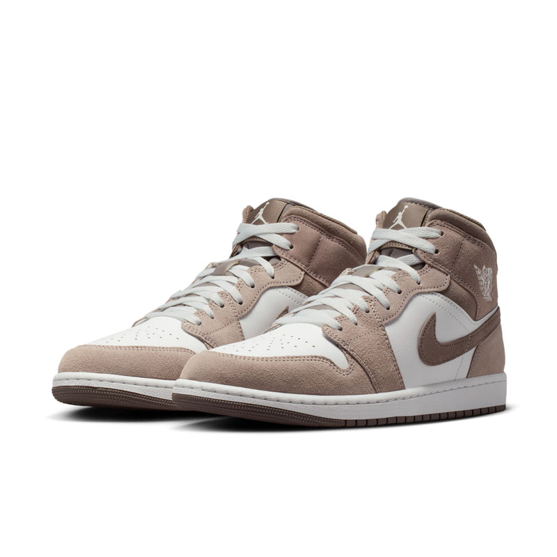 Air Jordan 1 Mid men's shoes, beige and white high-top with laces and rubber cup sole