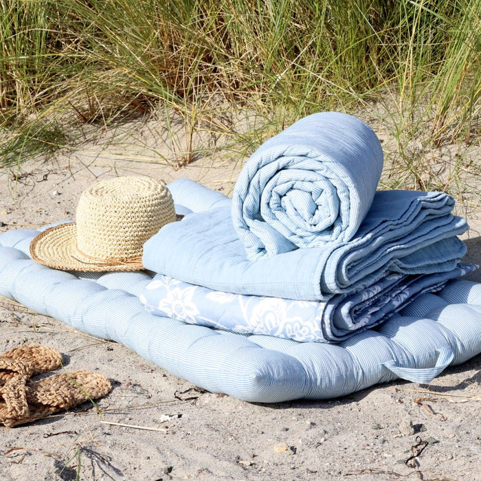 Alix Quilt - Sky Blue & White