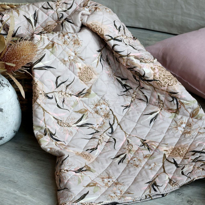 Alix Quilt - Taupe