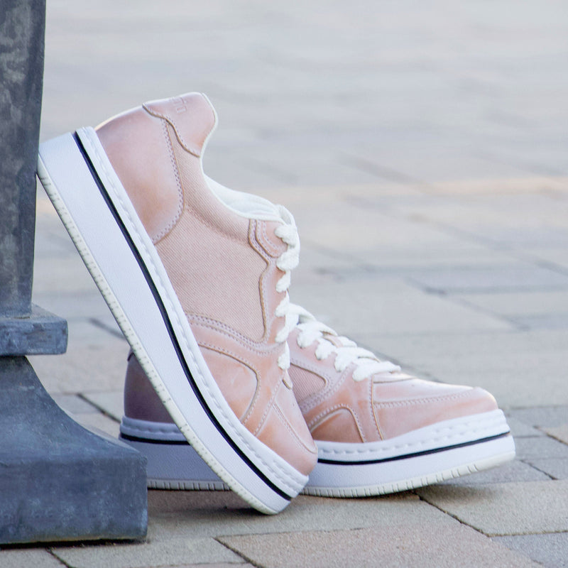 Alyster Blush Shoe | Alegria Shoes