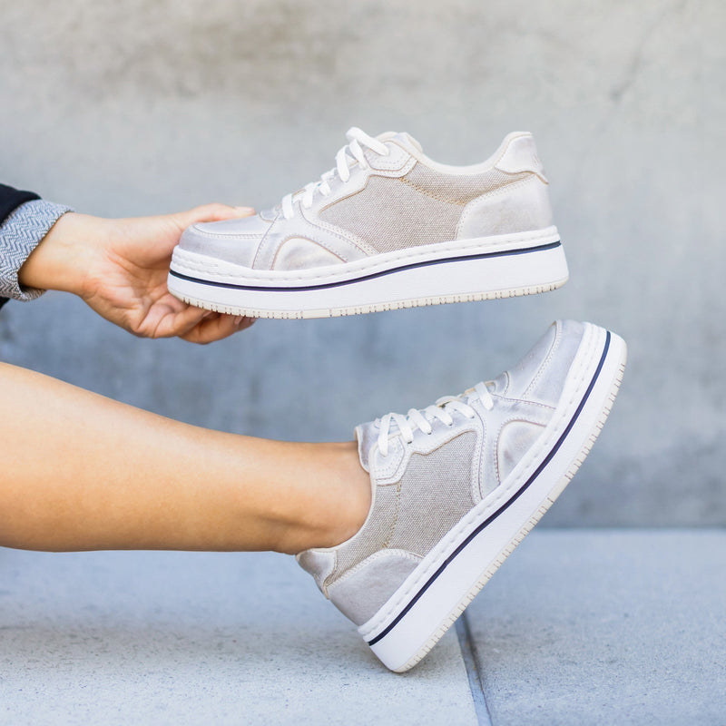 Alyster Cream Shoe | Alegria Shoes