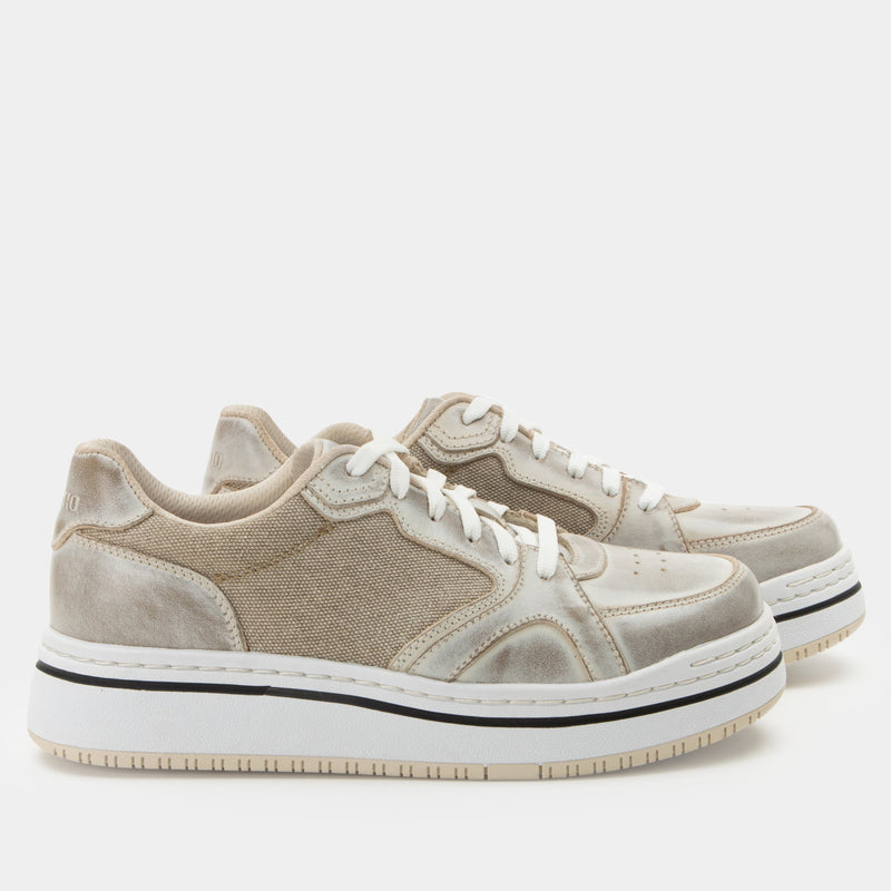 Alyster Cream Shoe | Alegria Shoes
