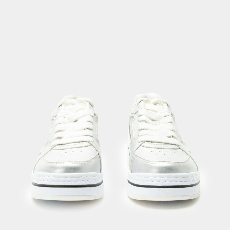 Alyster Shimmer Silver Shoe | Alegria Shoes