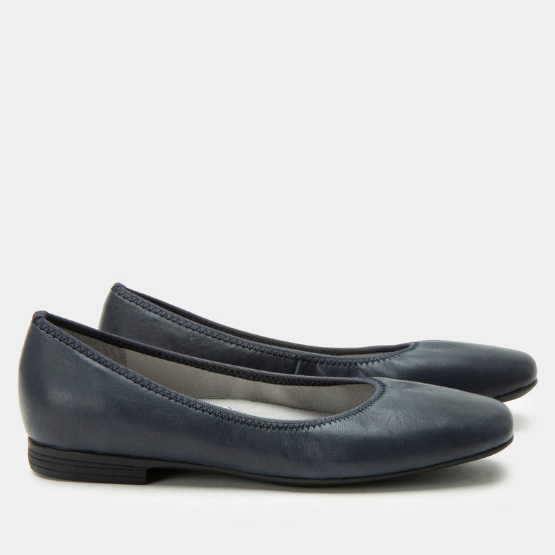 Arielle After Midnight Shoe | Alegria Shoes