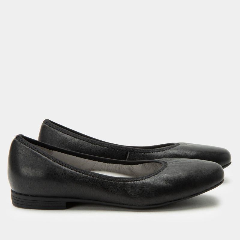 Arielle Black Shoe | Alegria Shoes