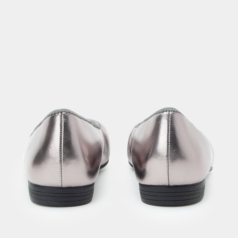 Arielle Pewter Shoe | Alegria Shoes