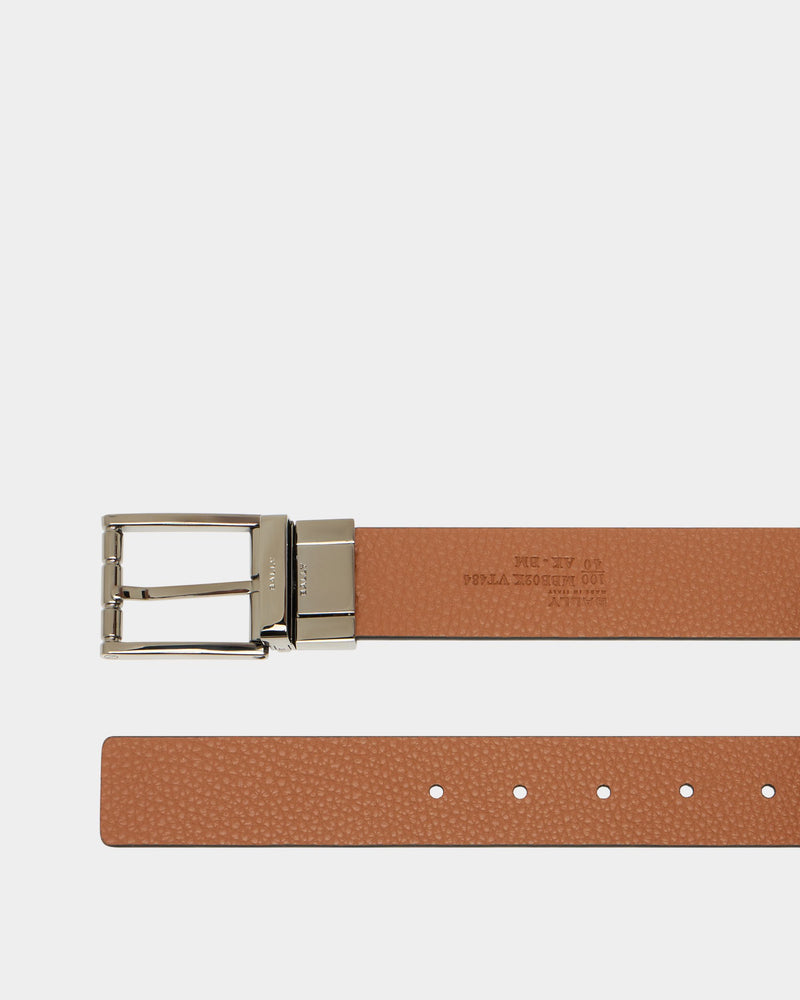 Astory Adjustable And Reversible Belt in Black and Amber Brown Leather
