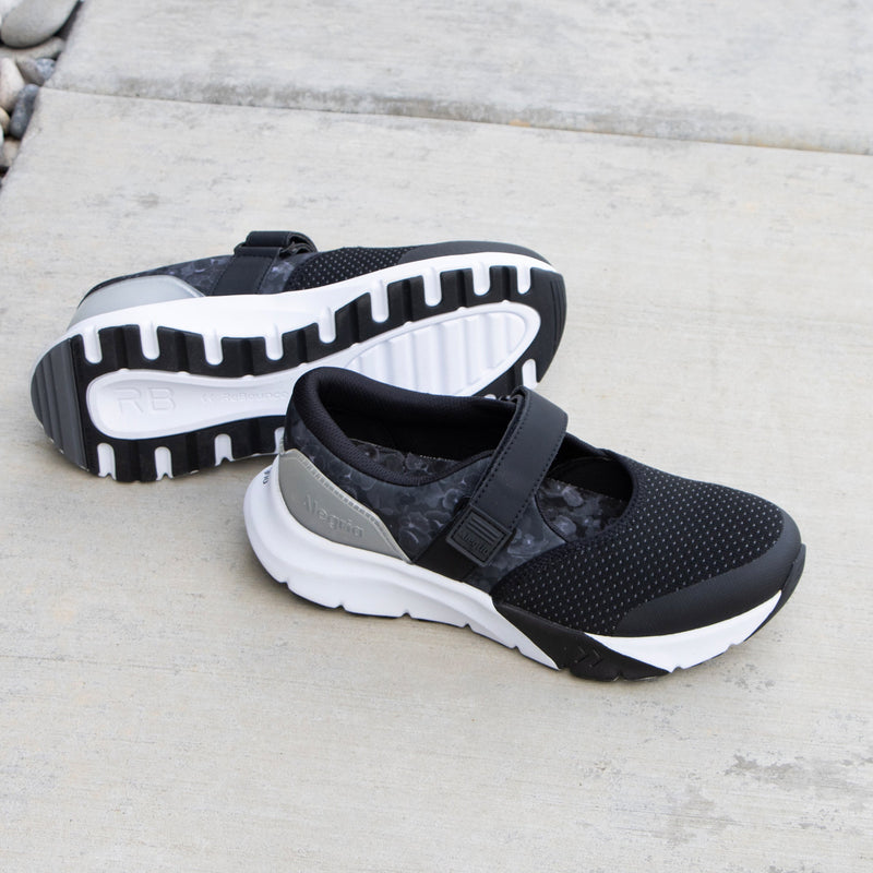 Atlis Poppy Pop Black Shoe | Alegria Shoes