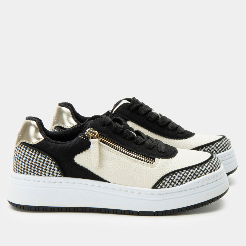 Averie Houndstooth Black Shoe | Alegria Shoes