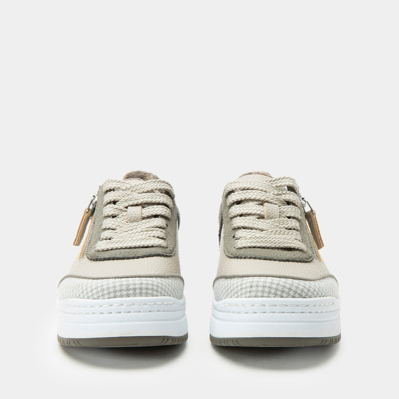 Averie Houndstooth Grey Shoe | Alegria Shoes