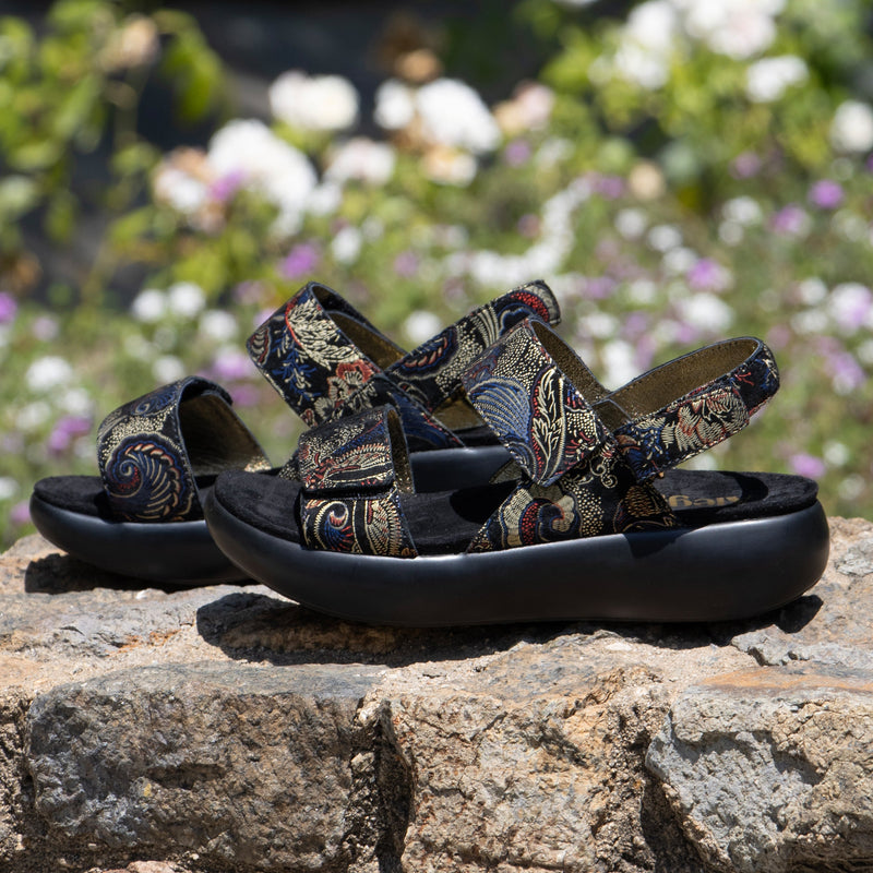 Bailee Golden Hour Sandal | Alegria Shoes