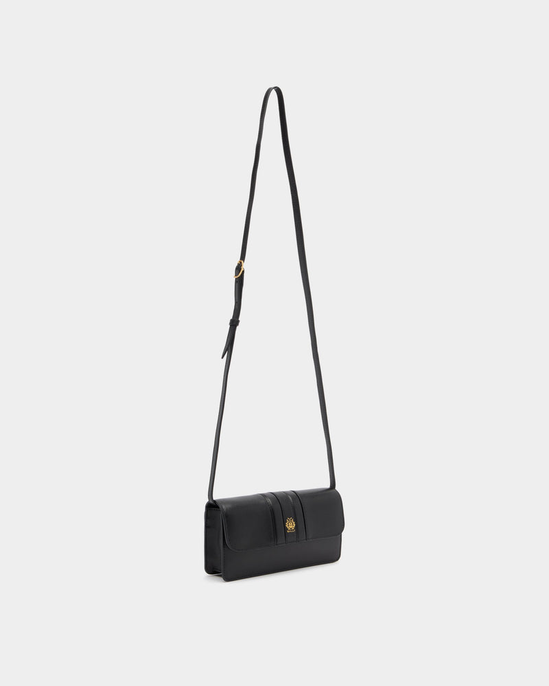 Beckett Phone Wallet in Black Leather