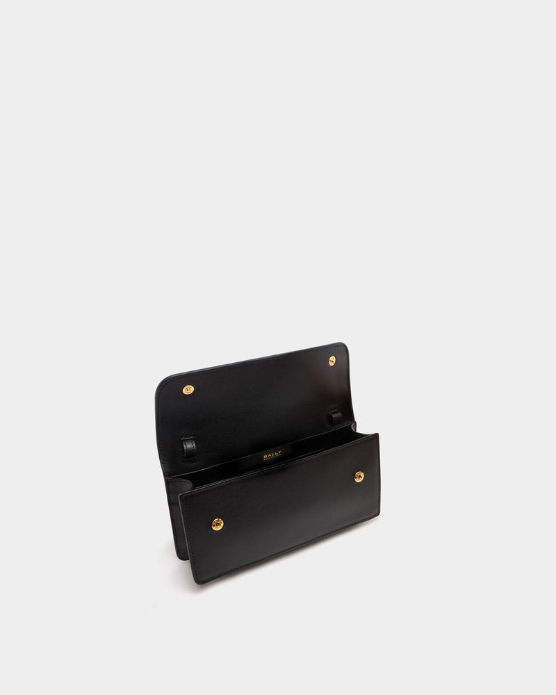 Beckett Phone Wallet in Black Leather
