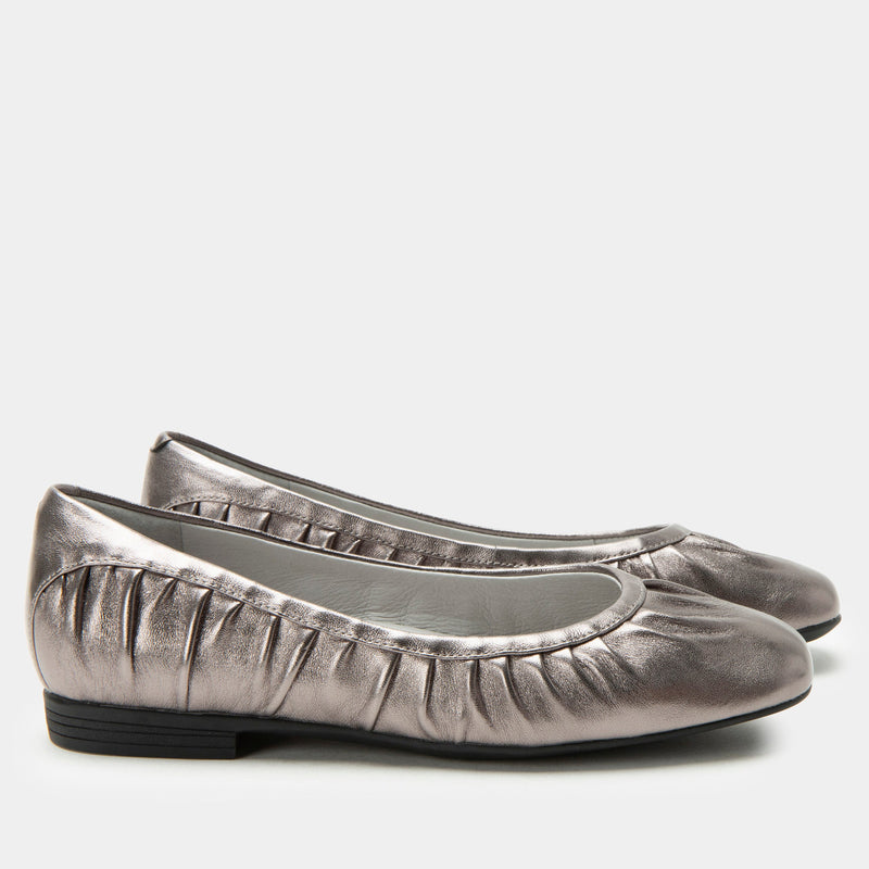Beka Pewter Shoe | Alegria Shoes