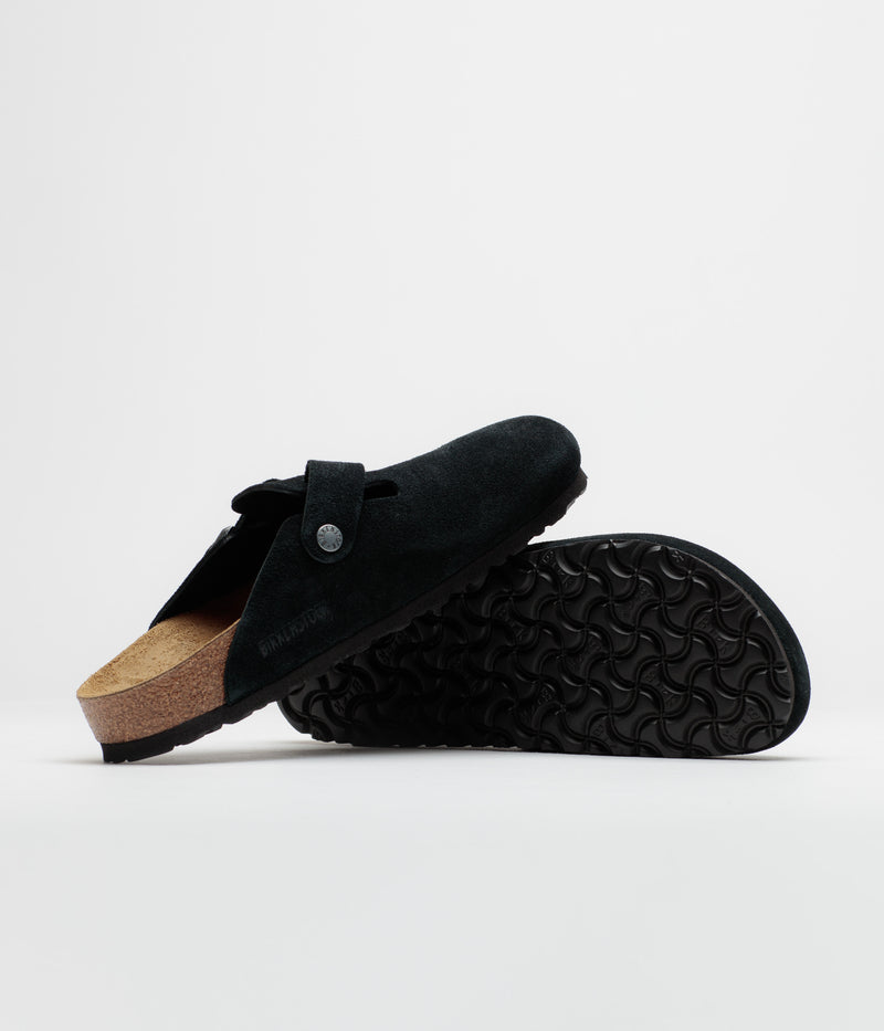 Birkenstock Boston Narrow Clogs in Black