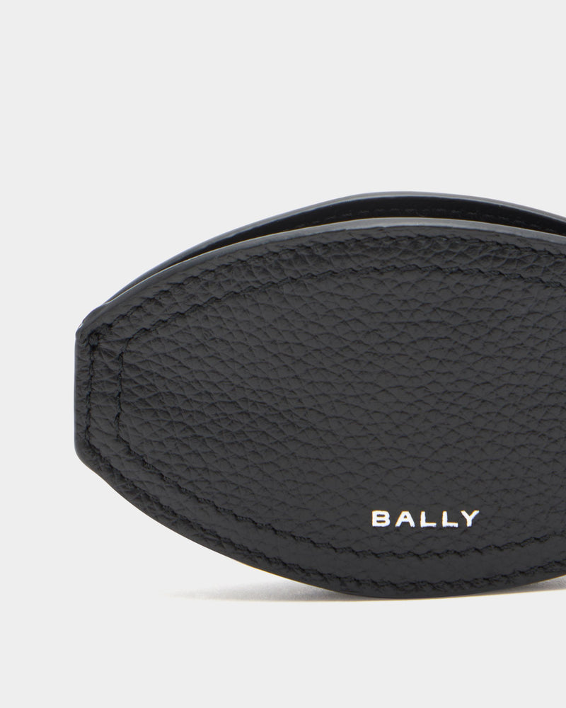 Capitol Coin Purse in Black Grained Leather
