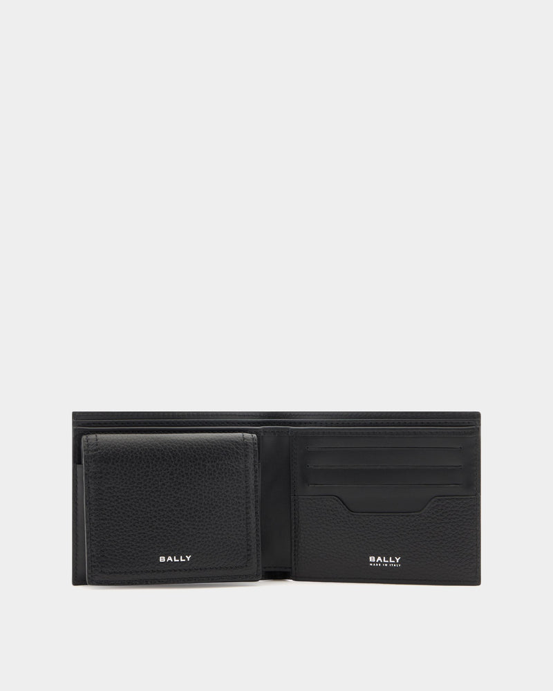 Capitol Wallet in Black Grained Leather