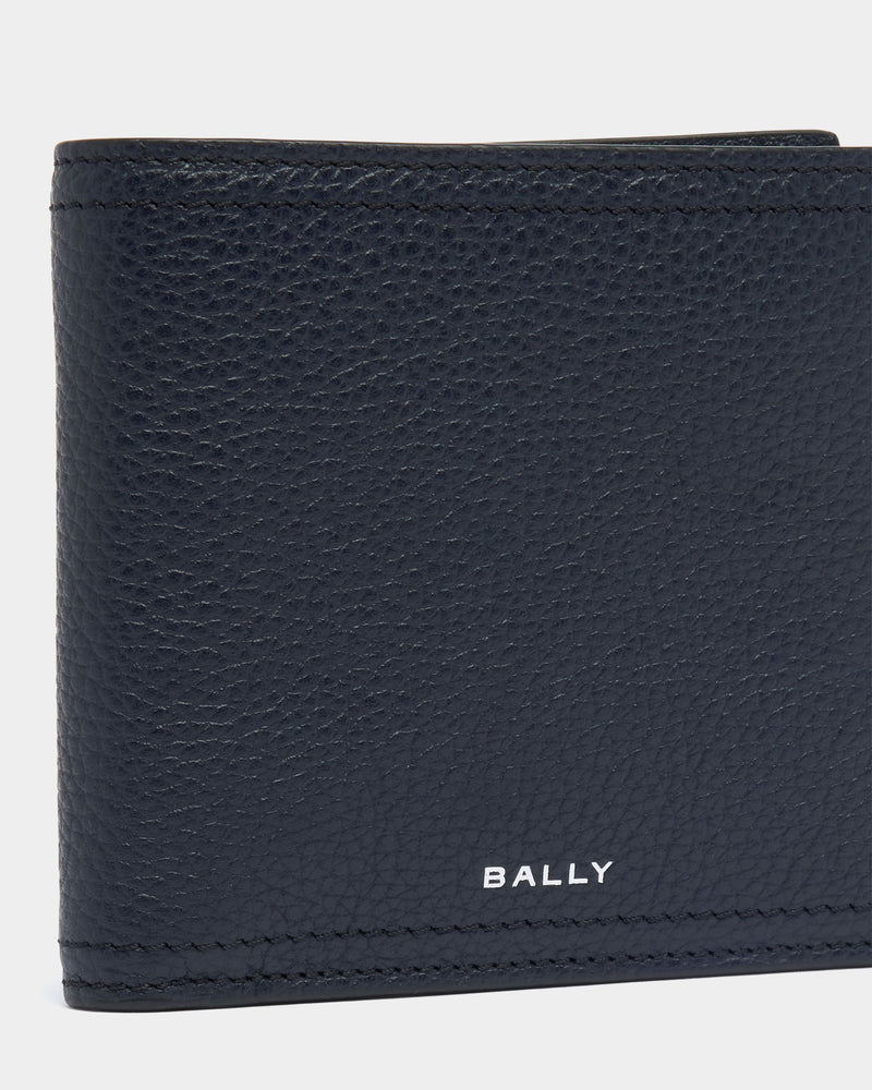 Capitol Wallet in Navy Blue Grained Leather
