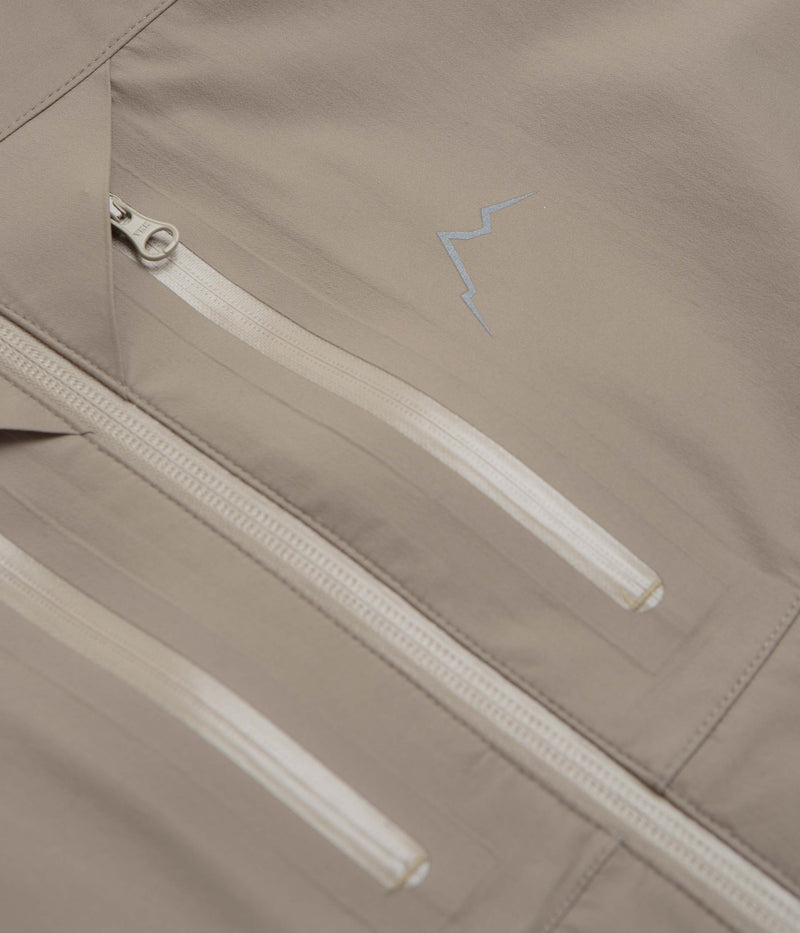 Cayl 2 Light Shield Jacket in Beige