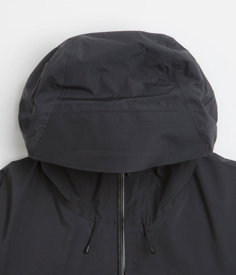 Cayl 2 Light Shield Jacket in Black
