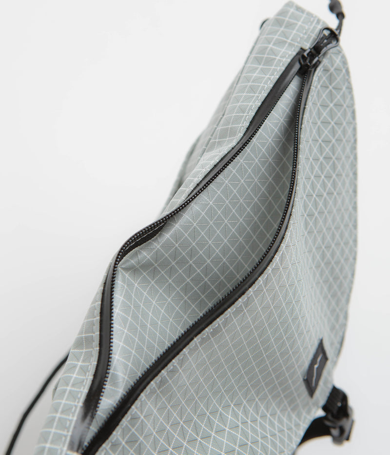 Cayl Seorak 5 Grid Mesh Bag in Grey