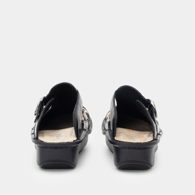 Classic Natural Instinct Shoe