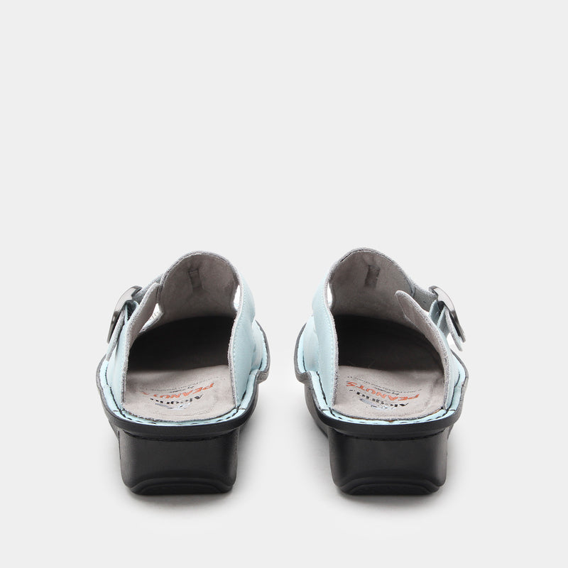 Classic Serve It Up Shoe