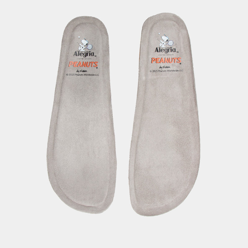 Classic Serve It Up Shoe