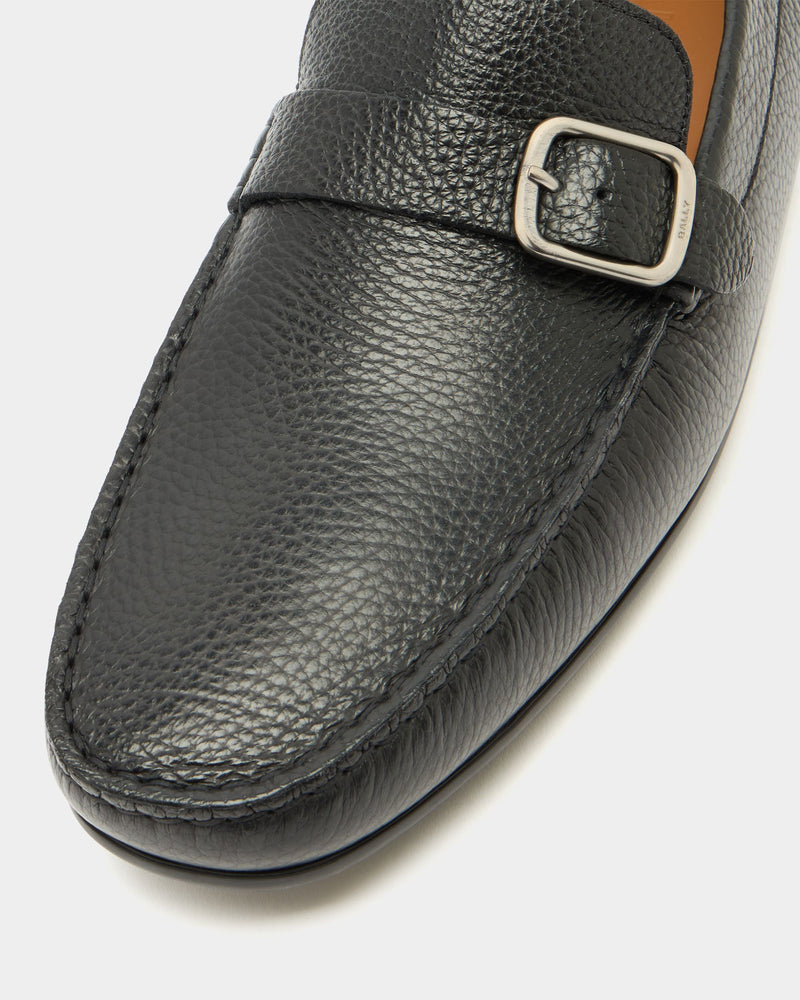 Clay Driver in Black Grained Leather
