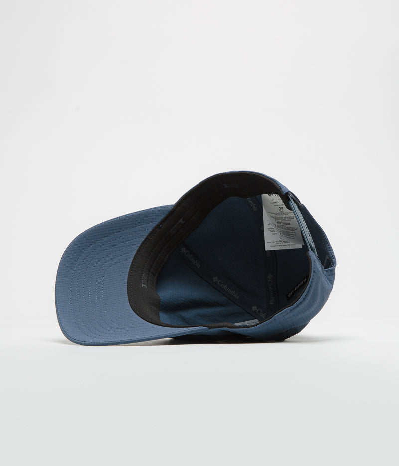 Columbia Alta Crest 3D Stretch Cap in Dark Mountain and Landroamer Icon