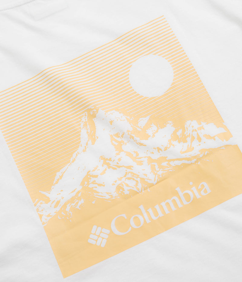 Columbia Black Butte Graphic T-Shirt in White and Linear View
