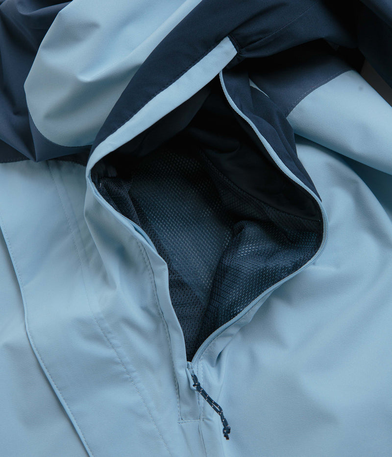 Columbia Boulder Falls Jacket in Ripple Blue and Dark Mountain / Collegiate Navy