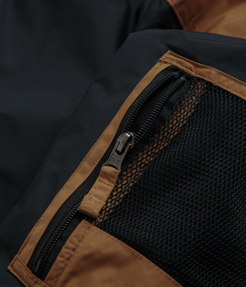 Columbia Challenger II Insulated Pullover Jacket in Black and Camel Brown