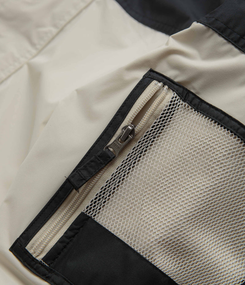 Columbia Challenger II Insulated Pullover Jacket in Dark Stone and Black