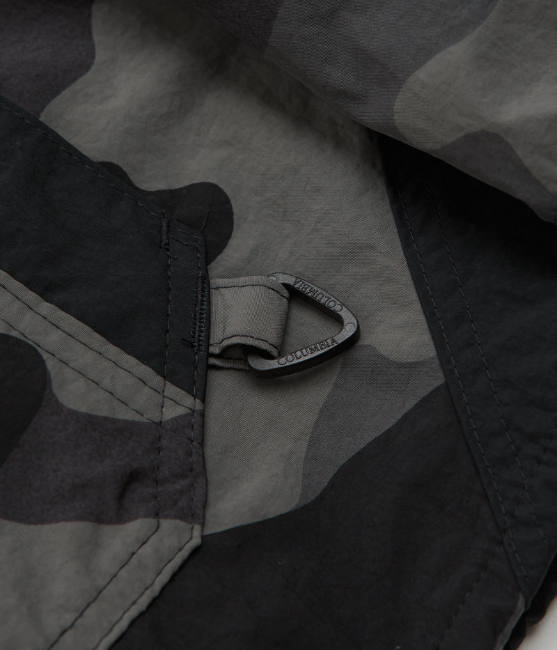 Columbia Challenger II Novelty Windbreaker Jacket in Black Mod Camo and Black