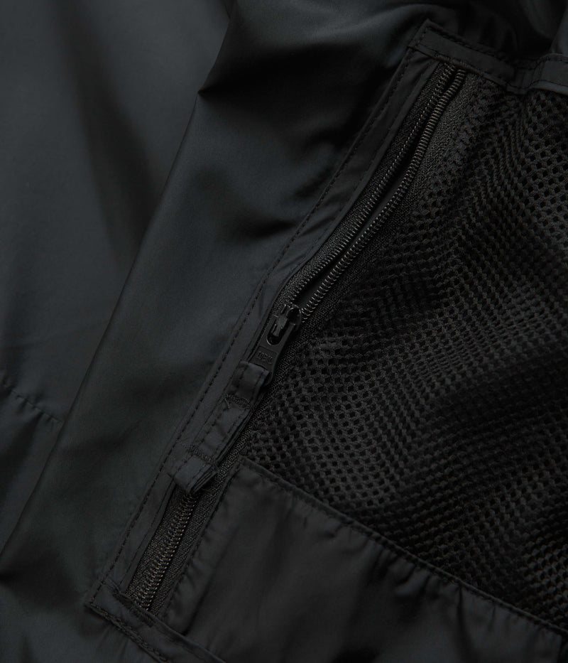 Columbia Challenger II Windbreaker Jacket in Black and Black