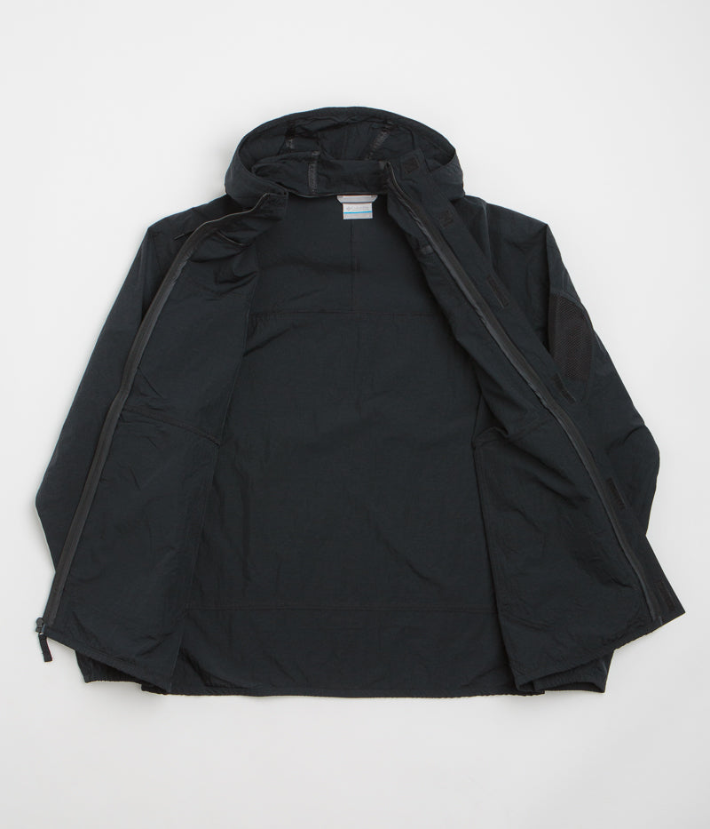 Columbia Challenger II Windbreaker Jacket in Black