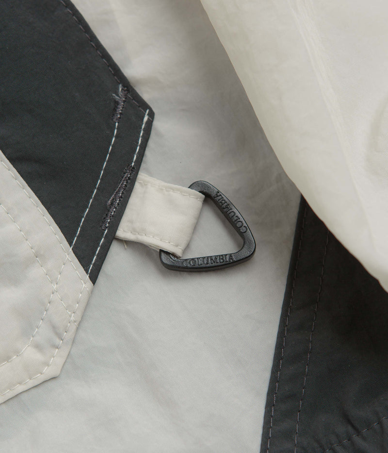 Columbia Challenger II Windbreaker Jacket in Dark Stone and Shark / Ancient Fossil