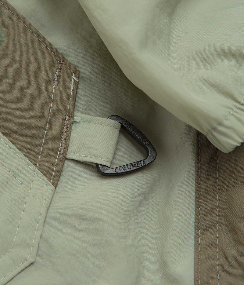 Columbia Challenger II Windbreaker Jacket in Safari and Stone Green