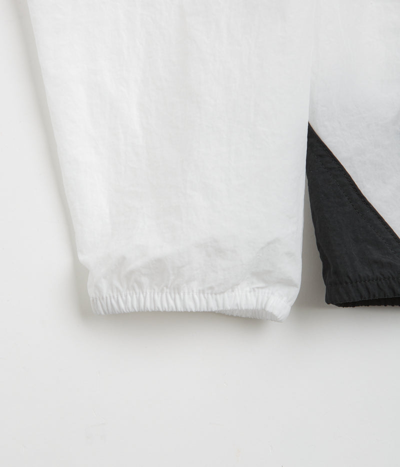 Columbia Challenger II Windbreaker Jacket in White and Black