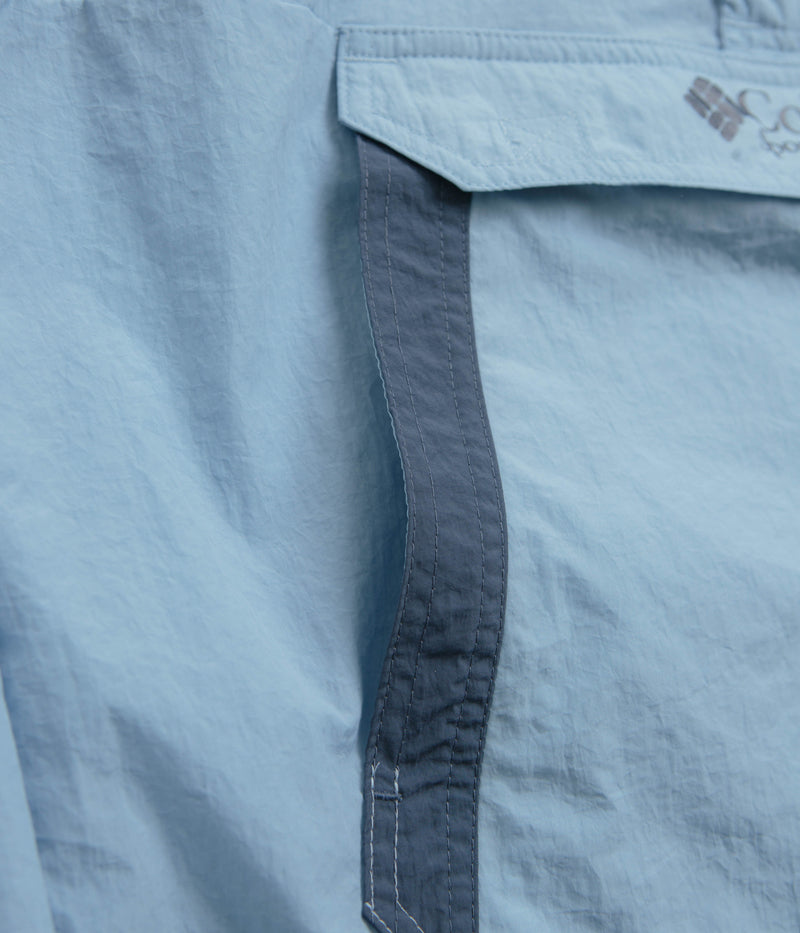 Columbia Challenger Windbreaker Anorak in Ripple Blue and Dark Mountain