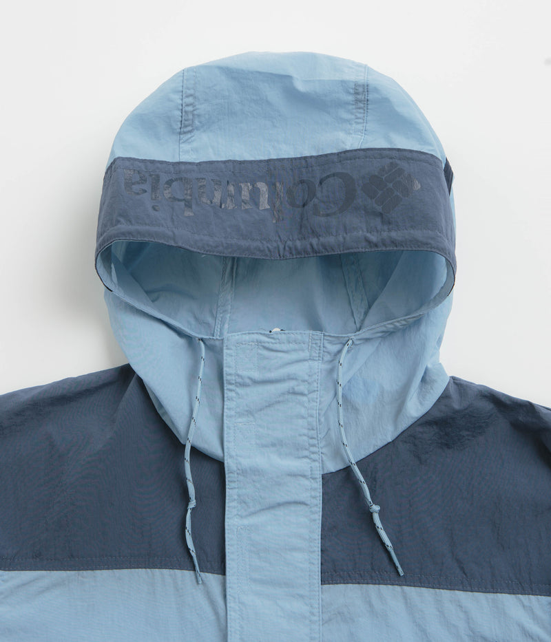 Columbia Challenger Windbreaker Anorak in Ripple Blue and Dark Mountain