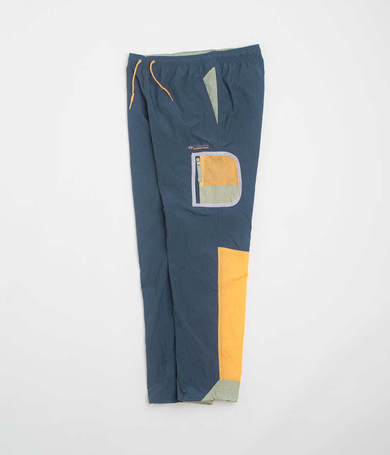 Columbia Challenger Windbreaker Pants in Nocturnal and Safari